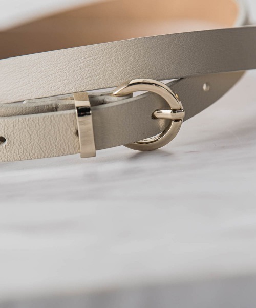 LAUTREAMONT（ロートレアモン）の「レザースリムベルト（ベルト・レディース・ベージュ/ブラック・M）」の11枚目の写真
