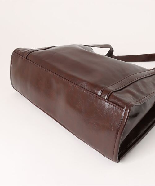 Dita Muaj.（ディータムアージュ）の「【A4対応】レトロショルダーレザーバッグ（ショルダーバッグ・レディース・ブラウン/ブラック・FREE）」の4枚目の写真