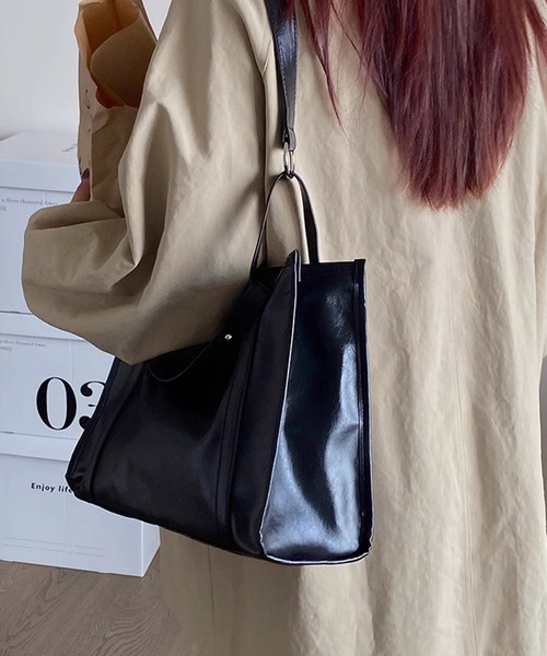 Dita Muaj.（ディータムアージュ）の「【A4対応】レトロショルダーレザーバッグ（ショルダーバッグ・レディース・ブラウン/ブラック・FREE）」の8枚目の写真