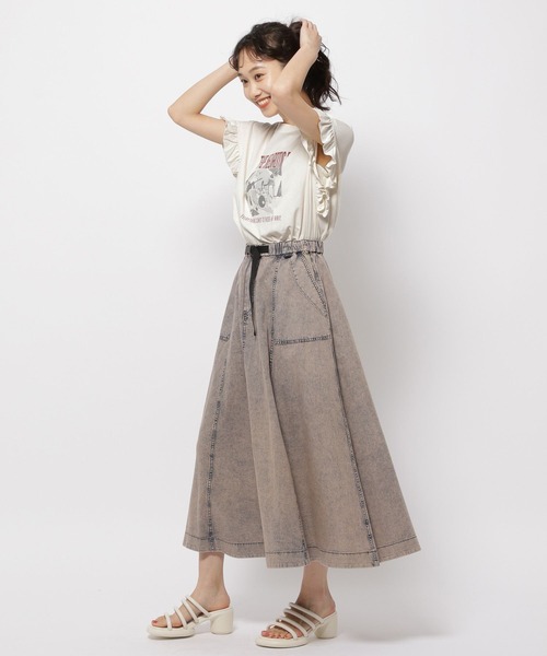 niko and...(ニコアンド)の「アソートフリルロックTEE(Tシャツ/カットソー・レディース・ライトグレー/チャコール/オフホワイト/ブルー/ブラック・MEDIUM/LARGE)」の21枚目の写真