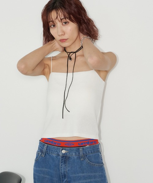 Auntie Rosa Holiday（アンティローザホリデー）の「カップ付きバックオープンデザインキャミ（キャミソール・レディース・ベージュ/オフホワイト/ブラック・FREE）」の4枚目の写真