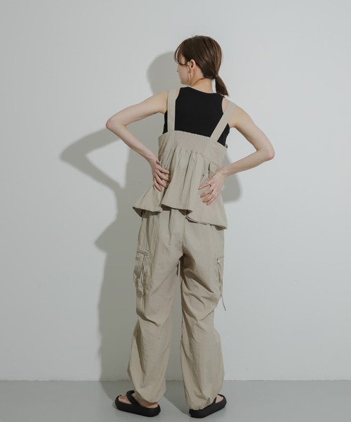 Uiscel(ユイセル)の「Uiscel ビックポケットベスト(ベスト・レディース・オレンジ/ブラック/ライトベージュ・ONE)」の5枚目の写真