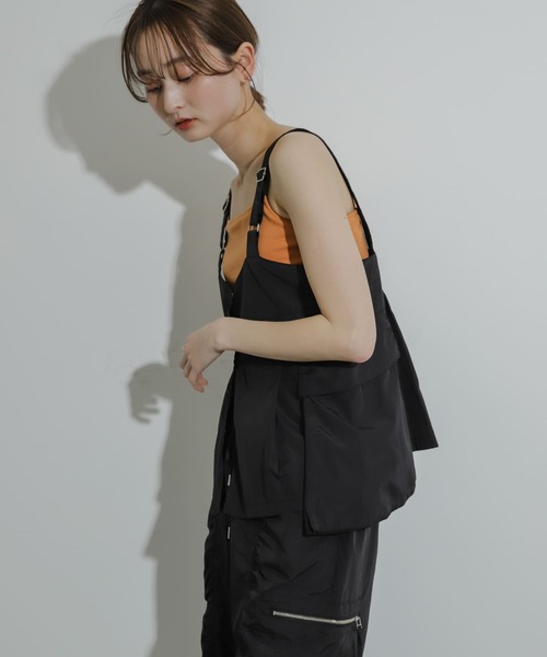 Uiscel(ユイセル)の「Uiscel ビックポケットベスト(ベスト・レディース・オレンジ/ブラック/ライトベージュ・ONE)」の7枚目の写真