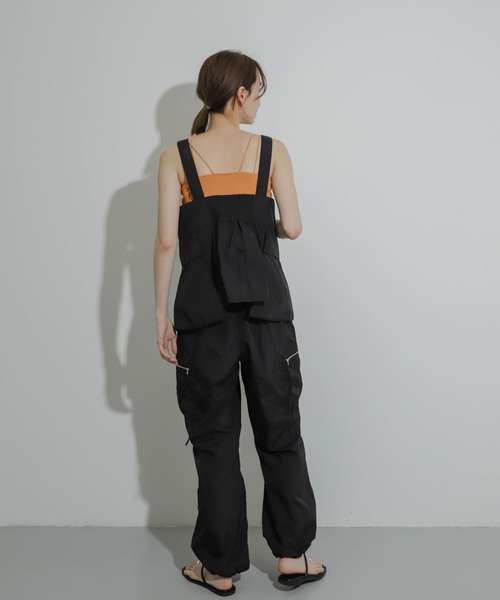 Uiscel(ユイセル)の「Uiscel ビックポケットベスト(ベスト・レディース・オレンジ/ブラック/ライトベージュ・ONE)」の11枚目の写真