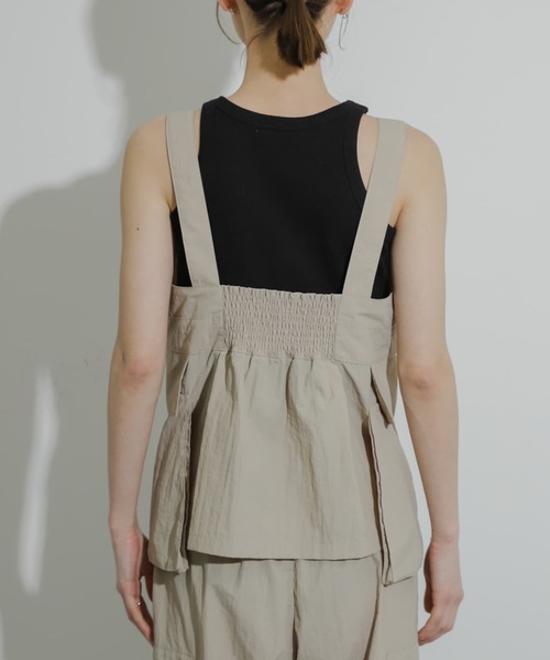 Uiscel(ユイセル)の「Uiscel ビックポケットベスト(ベスト・レディース・オレンジ/ブラック/ライトベージュ・ONE)」の18枚目の写真