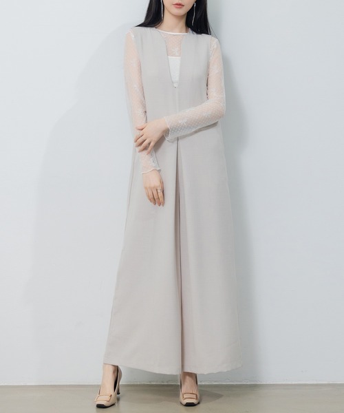 SAISON DE PAPILLON（セゾンドパピヨン）の「IラインシルエットVネックサロペット（サロペット/オーバーオール・レディース・ブラック/アイボリー/チャコール・M）」の13枚目の写真