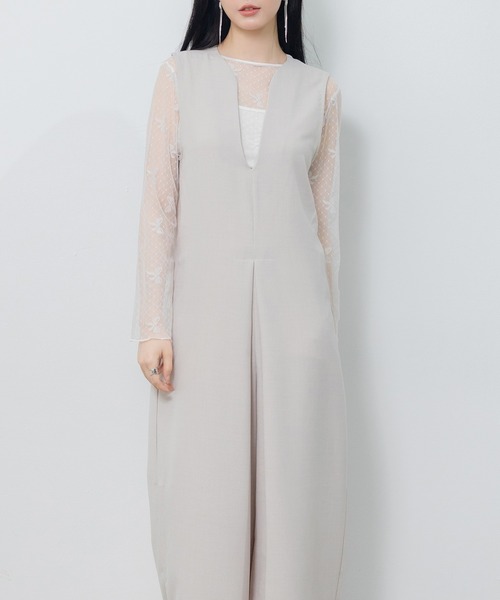 SAISON DE PAPILLON（セゾンドパピヨン）の「IラインシルエットVネックサロペット（サロペット/オーバーオール・レディース・ブラック/アイボリー/チャコール・M）」の18枚目の写真