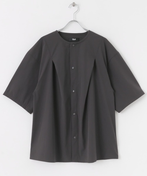 Uiscel（ユイセル）の「Uiscel　4WAYストレッチタックノーカラーシャツ5分袖（シャツ/ブラウス・メンズ・チャコールグレー/ベージュ・LARGE/MEDIUM）」の18枚目の写真