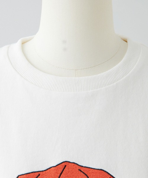 ear PAPILLONNER（イアパピヨネ）の「《綿100％/ユニセックス/手洗い可》ear×KEN NAKAYAMA 刺しゅうTシャツ（Tシャツ/カットソー・レディース・ホワイト系その他2/ホワイト/ホワイト系その他・FREE）」の8枚目の写真