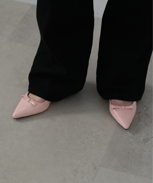 N.(N. Natural Beauty Basic)(エヌエヌナチュラルビューティーベーシック)の「◆バックストラップパンプス(パンプス・レディース・ピンク/ブラック/シルバー・SMALL/MEDIUM/LARGE)」の2枚目の写真