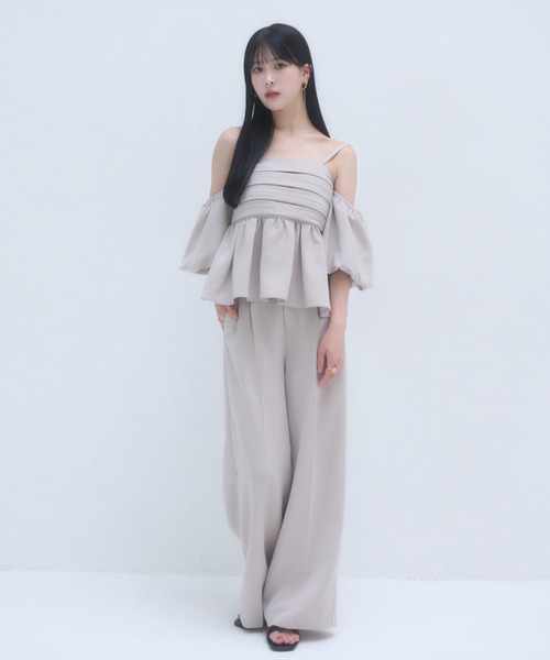 mellowneon(メロウネオン)の「6wayビスチェセットアップ/ビスチェ/セットアップ/スラックス/ワイドパンツ/オフショルブラウス(セットアップ・レディース・ベージュ/チャコール・SMALL/MEDIUM)」の17枚目の写真