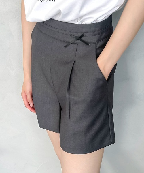 madrepadre(マドレパドレ)の「ミニリボンショートパンツ(その他パンツ・レディース・グレー/ブラック・SMALL/MEDIUM)」の12枚目の写真