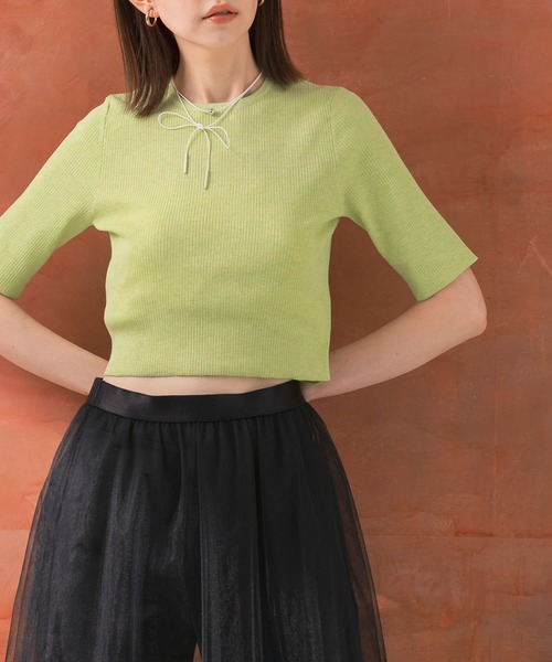 URBAN RESEARCH ROSSO WOMEN(アーバンリサーチ ロッソ)の「クロップドリブニット(ニット/セーター・レディース・イエロー/オフホワイト/グレー・FREE)」の3枚目の写真