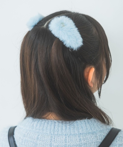 repipi armario(レピピ アルマリオ)の「ファーパッチンピン(ヘアピン・キッズ・ブルー/ベージュ/ホワイト/ピンク・FREE)」の4枚目の写真