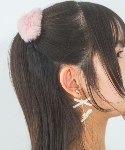 repipi armario（レピピ アルマリオ）の「ファーパッチンピン