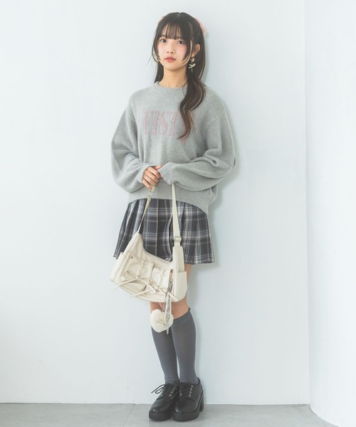 repipi armario(レピピ アルマリオ)の「ファーパッチンピン(ヘアピン・キッズ・ブルー/ベージュ/ホワイト/ピンク・FREE)」の17枚目の写真
