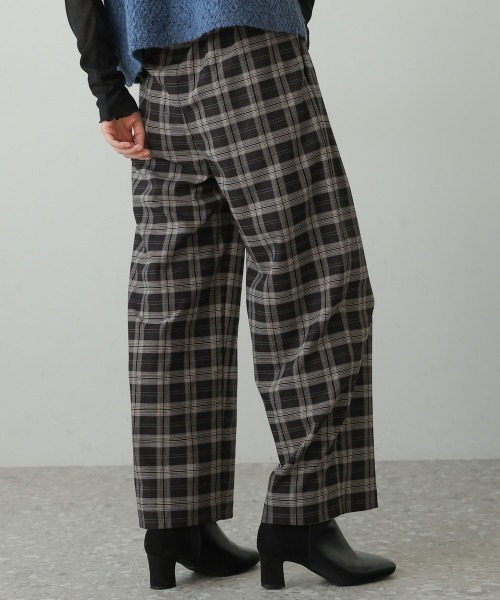 Bou Jeloud(ブージュルード)の「ストレッチゆるテーパードパンツ(その他パンツ・レディース・ブラック/ブラウン・38)」の10枚目の写真