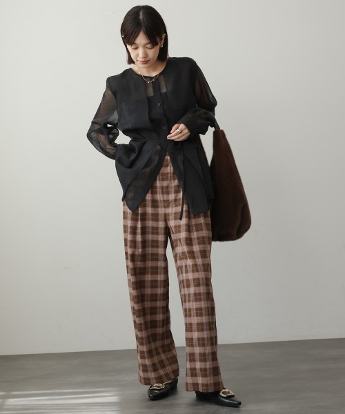 Bou Jeloud(ブージュルード)の「ストレッチゆるテーパードパンツ(その他パンツ・レディース・ブラック/ブラウン・38)」の15枚目の写真