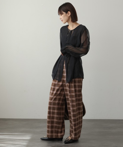 Bou Jeloud(ブージュルード)の「ストレッチゆるテーパードパンツ(その他パンツ・レディース・ブラック/ブラウン・38)」の17枚目の写真