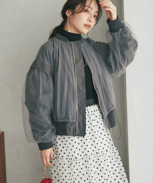 La boutique BonBon（ラブティックボンボン）の「チュールレイヤードブルゾン（ブルゾン・レディース・グレー・FREE）」の3枚目の写真