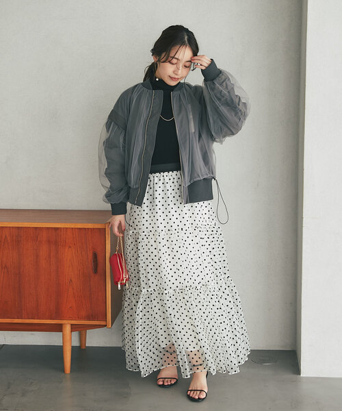 La boutique BonBon（ラブティックボンボン）の「チュールレイヤードブルゾン（ブルゾン・レディース・グレー・FREE）」の7枚目の写真
