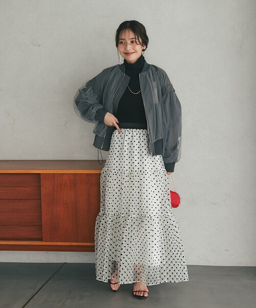 La boutique BonBon（ラブティックボンボン）の「チュールレイヤードブルゾン（ブルゾン・レディース・グレー・FREE）」の8枚目の写真