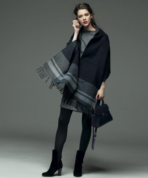 23区(ニジュウサンク)の「【VERY11月号掲載商品】リバーシブルZipストール(ストール/ショール・レディース・ベージュ系1/グレー系1/ネイビー系1・F)」の13枚目の写真