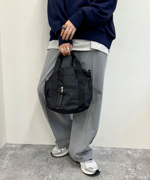 fredy emue（フレディエミュ）の「ドローコードナイロントートバック（ショルダーバッグ・レディース・ベージュ/オリーブ/ブラック・FREE）」の13枚目の写真