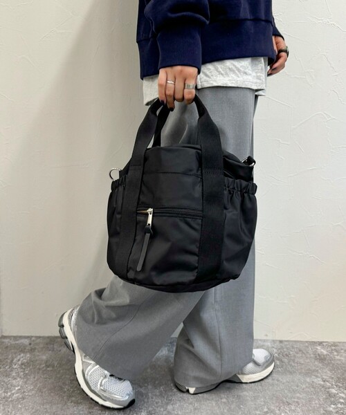 fredy emue（フレディエミュ）の「ドローコードナイロントートバック（ショルダーバッグ・レディース・ベージュ/オリーブ/ブラック・FREE）」の17枚目の写真