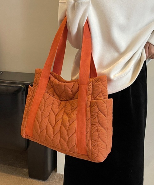 MUNIER★韓国★人気ブランド★LONI BAG_2COLORS 追跡あり ホーボーバッグ 韓国 ハーフムーンバッグ[品番：II000011074