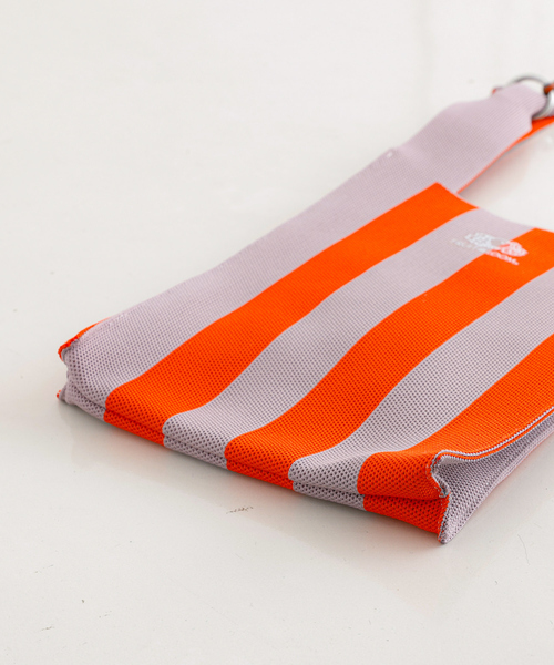 FRUIT OF THE LOOM(フルーツオブザルーム)の「【FRUIT OF THE LOOM】ストライプ ミニショルダーバッグ / STRIPED MINI SHOULDER BAG【WEB限定】(ショルダーバッグ・レディース・サックスブルー/ラベンダー/グリーン/レッド/ネイビー・フリー)」の12枚目の写真