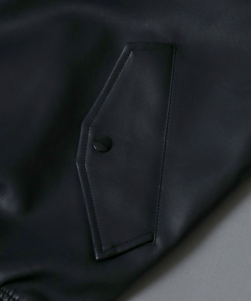 Alpha Industries(アルファインダストリーズ)の「ALPHA/アルファ FAKE LEATHER L-2B JACKET シンセティックレザージャケット(ブルゾン・メンズ・ブラック・L/XL/M)」の6枚目の写真