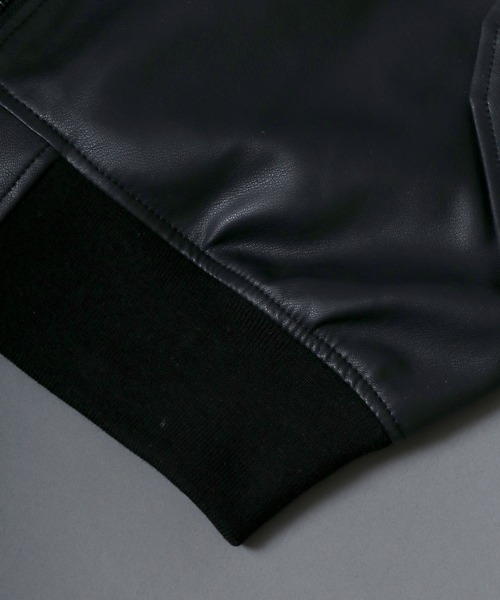 Alpha Industries(アルファインダストリーズ)の「ALPHA/アルファ FAKE LEATHER L-2B JACKET シンセティックレザージャケット(ブルゾン・メンズ・ブラック・L/XL/M)」の2枚目の写真