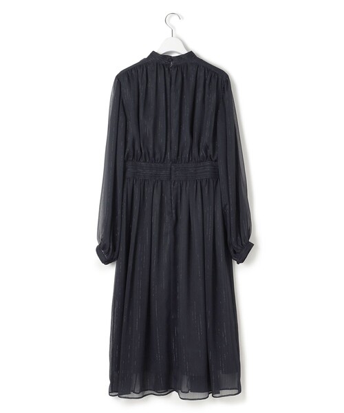 23区(ニジュウサンク)の「【APPLAUDIR】クレープシフォン ドレス(ドレス・レディース・ネイビー系/ベージュ系・38/40)」の8枚目の写真