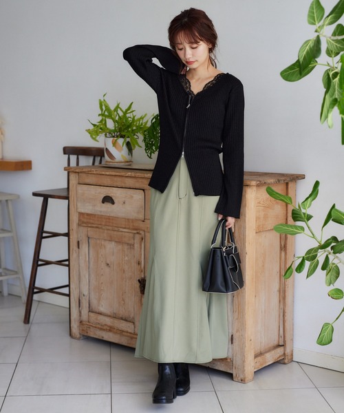 mysty woman(ミスティウーマン)の「ステッチマーメイドスカート 315864(スカート・レディース・ホワイト系その他/ベージュ系その他/ブラック・FREE)」の12枚目の写真