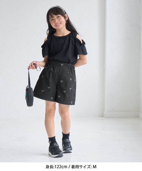 ROPE' PICNIC(ロペピクニック)の「【KIDS/キッズ】肩あきフリルハーフスリーブトップス(Tシャツ/カットソー・キッズ・サックスブルー/オフホワイト/ブラック・L/M/S)」の6枚目の写真