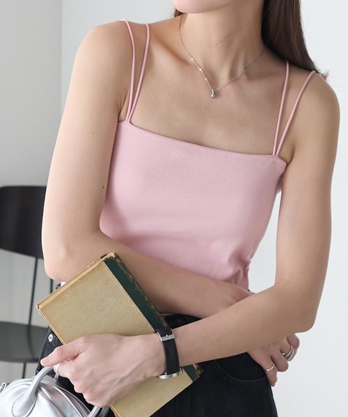 BONLECILL（ボンルシール）の「カップ付きダブルストラップベアキャミソール（キャミソール・レディース・アイボリー/ホワイト×ブラック/ブラック/ブルー/チャコールグレー/グレー/ミント/ベージュ/オレンジ/モカ/ネイビー/ピンク/ブラウン/レッド/ブラウン系1/ブラック系1/グレー系1・S/L/M）」の15枚目の写真