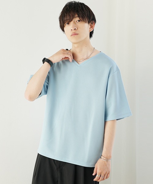 MinoriTY(マイノリティ)の「【MinoriTY】裾ドローコードルーズVネックインナー長袖&半袖Tシャツ メンズ カットソー 夏服 春服(Tシャツ/カットソー・メンズ・ホワイト/ブラック/ホワイト系その他/グレー系その他/ブラック系その他/ブルー系その他/ネイビー/チャコール・S/M/L)」の14枚目の写真