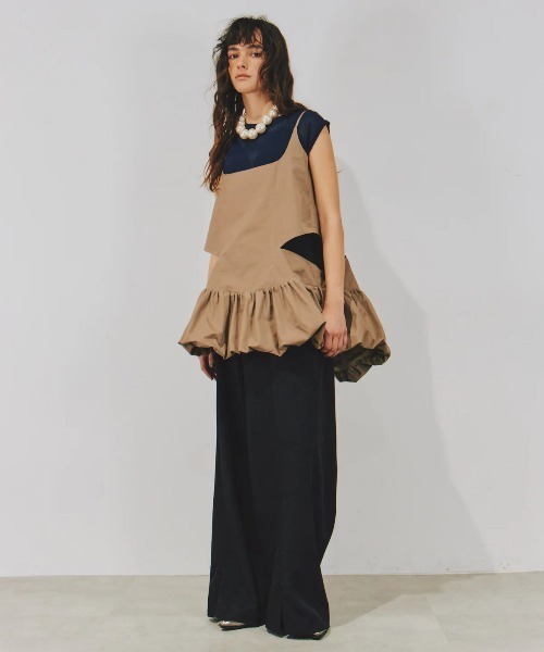 【新品未使用】LA BELLE ETUDE サイドカット裾バルーンキャミ LA BELLE ETUDE（ラベルエチュード）の「サイドカット裾バルーンキャミ