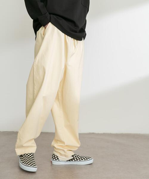 URBAN RESEARCH Sonny Label（アーバンリサーチサニーレーベル）の「ベーシックワイドイージーチノパンツ（その他パンツ・メンズ・ホワイト系その他/ベージュ/チャコールグレー/ブラック・MEDIUM/SMALL/LARGE）」の12枚目の写真