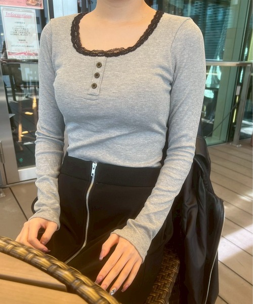 M2SUQARED(エムツースクエア)の「【M2SUQARED/エムツースクエア】リブ編みヘンリーネックカットソー/レース配色ヘンリーネックリブトップス / フィットシルエットカットソー(Tシャツ/カットソー・レディース・ブラック/ホワイト/グレー・FREE)」の14枚目の写真