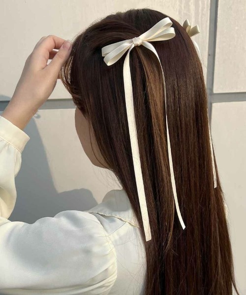 F i.n.t（フィント）の「サテンロングリボンヘアクリップセット/fint　フィント（バレッタ/ヘアクリップ・レディース・ピンク/ライトグレー/クリーム・FREE）」の3枚目の写真