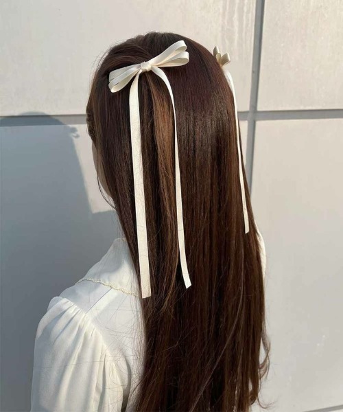 F i.n.t（フィント）の「サテンロングリボンヘアクリップセット/fint　フィント（バレッタ/ヘアクリップ・レディース・ピンク/ライトグレー/クリーム・FREE）」の4枚目の写真