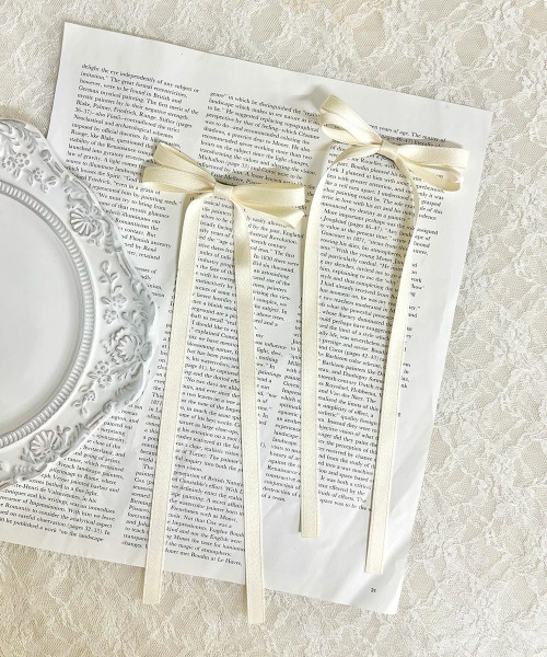 F i.n.t（フィント）の「サテンロングリボンヘアクリップセット/fint　フィント（バレッタ/ヘアクリップ・レディース・ピンク/ライトグレー/クリーム・FREE）」の7枚目の写真