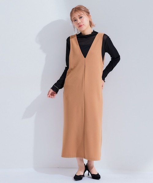 Petitjo（プッチージョ）の「小さいサイズ　深Vジャンパースカート（丈が選べる）　低身長さん・小柄女性（ジャンパースカート・レディース・ブラウン系/ブラック系/ブラウン/ブラック・PSS/PS/PM/PL）」の4枚目の写真