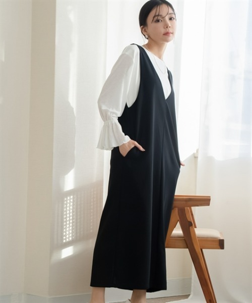 Petitjo（プッチージョ）の「小さいサイズ　深Vジャンパースカート（丈が選べる）　低身長さん・小柄女性（ジャンパースカート・レディース・ブラウン系/ブラック系/ブラウン/ブラック・PSS/PS/PM/PL）」の7枚目の写真