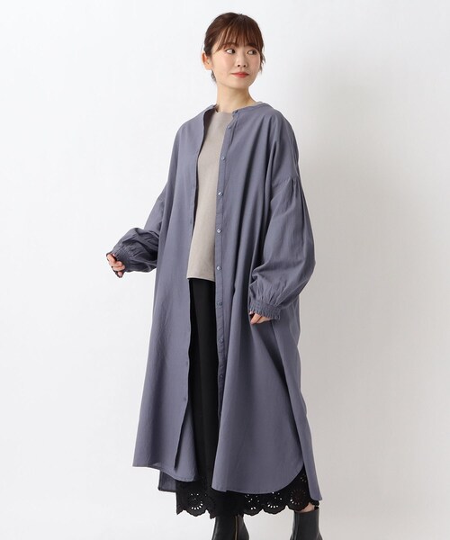 one'sterrace(ワンズテラス)の「綿レーヨン シャーリング袖ワンピース(ワンピース・レディース・ブルー系その他7/グリーン系その他6/ブラック系8・02)」の2枚目の写真