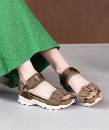 enchanted | ラッフルメタルアクセントスニーカーサンダル(サンダル)