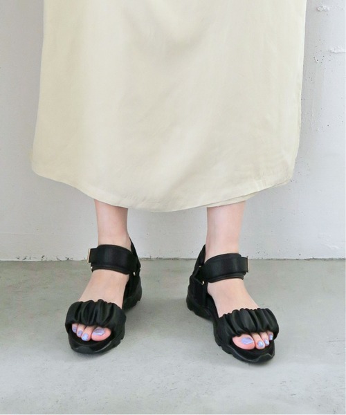 関税・送料込み【GANNI】ラッフル メタリックサンダル セール】Recycled Rubber（サンダル）｜GANNI（ガニー）の