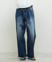 SOFFITTO（ソフィット）の「タックセミワイドデニムパンツ（デニムパンツ）」